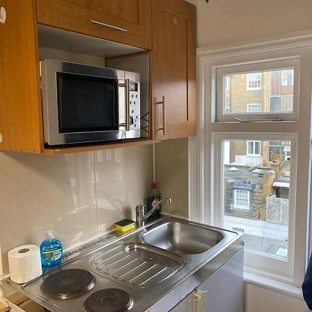 F14- Single Studio Shared Shower/Toilet Near Paddington Londra Exterior foto